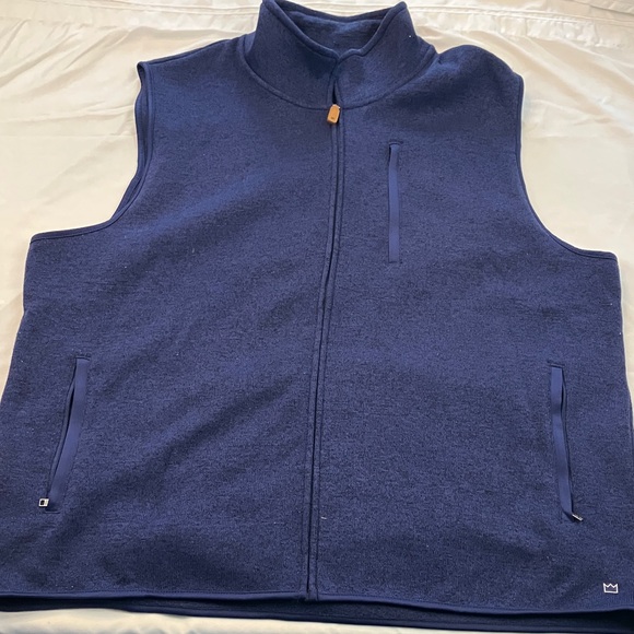 Crown & Ivy Navy Fleece Vest - Picture 1 of 5